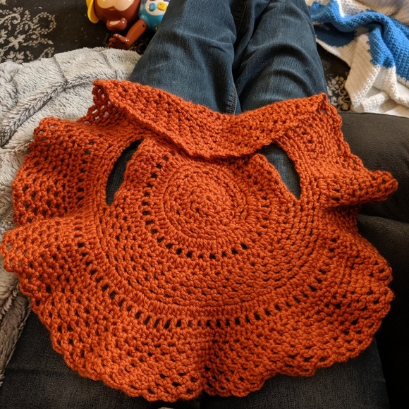 Vest - Picture 2 of 3